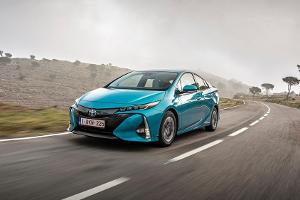 Toyota Prius Hybrid: Der Effizienz-Meister