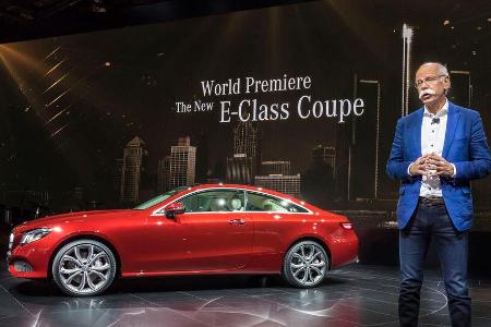 Daimler-Vorsitzender Dr. Dieter Zetsche bei der Präsentation des neuen E-Klasse Coupé Daimler-Vorsitzender Dr. Dieter Zetsche bei der Präsentation des neuen E-Klasse Coupé