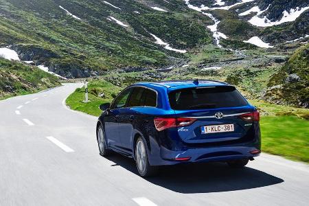Der Diesel im Avensis Touring kommt von BMW