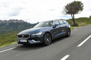 Volvo V60: Safety first