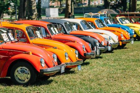 Der legendäre VW Käfer wurde 1938 entworfen und noch bis 2003 produziert. Ob das Erfolgsmodell auch das meistverkaufte Auto ... Der legendäre VW Käfer wurde 1938 entworfen und noch bis 2003 produziert. Ob das Erfolgsmodell auch das meistverkaufte Auto ...