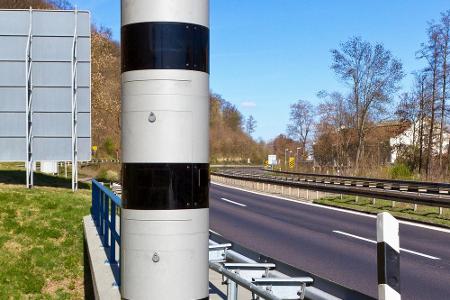 Kaum ein schwäbisches Dorf, dass nicht mit dieser Radarsäule ausgerüstet ist