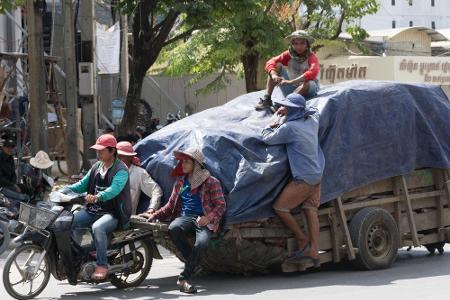 Dieses Transportmittel in Kambodscha dürfte diese Grenze schon überschritten haben.