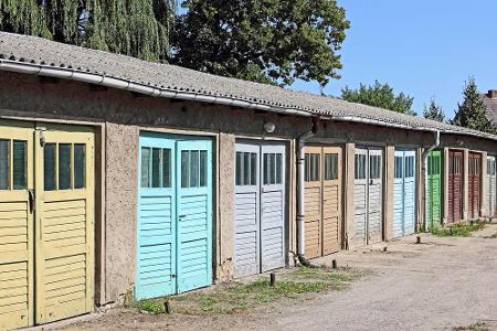 Solche Garagentorlinien werden in Deutschland bald der Vergangenheit angehören.