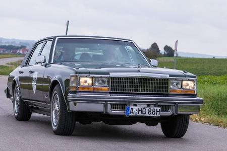 Es ist der Cadillac Seville, eine Limousine, die in der 2. Generation von 1980 bis 1985 produziert wurde. Insgesamt wurde de...