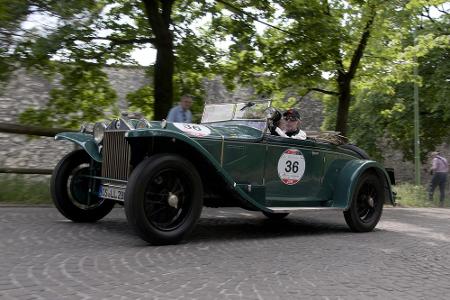 Mehr als zehntausend Exemplare dieses Fahrzeugs rollten von 1921 bis 1931 vom Band. Heute ist dieser Oldtimer ein sehr begeh...