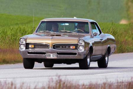 Die Marke erkennt man sofort. Bei diesem Fahrzeug handelt es sich um einen Pontiac. Leider wurde das Unternehmen nach 111 Ja...