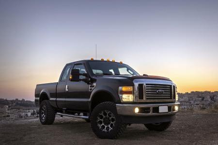 In den USA, aber auch in einigen asiatischen Ländern, gibt es den Ford Super Duty. Zu diesem gehören die Typen F-250 und höh...