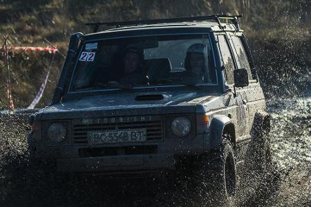 Großen Erfolg beschert der Pajero Mitsubishi ab Beginn der 1980er Jahre in Deutschland. Kantiges Design und robuste Technik ...