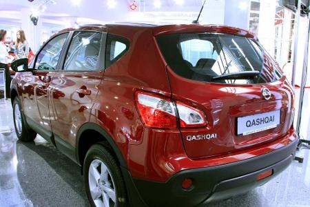 Nissan steckte hierzulande im Verkaufstief - bis 2007 der Qashqai ins Programm aufgenommen wurde. Das Soft-SUV wurde sofort ...