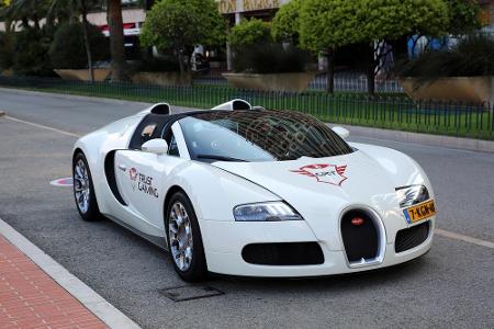 100 km/h unter drei, 200 km/h unter sieben Sekunden - das gibt es nicht nur in der Formel 1. Auch auf den öffentlichen Straß...