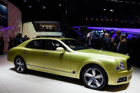 Eine schwere Oberklasse-Limousine kann mit dem passenden Motor Geschwindigkeit aufnehmen. Das beweist der Bentley Mulsanne S...