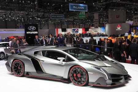 Das wohl derzeit teuerste Fahrzeug der Welt ist der Lamborghini Veneno Roadster. Knappe vier Millionen Euro kostet der itali...