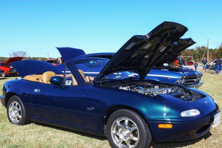 Günstigen Fahrspaß ohne Reue bietet der Mazda MX5: Wer ihn einmal gefahren ist, verzichtet in Zukunft gerne auf Komfort, vie...