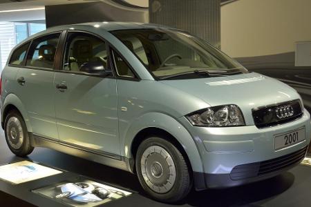 Zusammengefasst: Der A2 von Audi war ein Flop. Deswegen wurde er schon nach einer Generation wieder eingestellt. Der Grund: ...