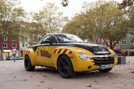 Der Chevrolet SSR ist eine Mischung aus einem Pick-up und einem Cabrio. Allein diese Kombination lässt nichts Gutes erahnen....