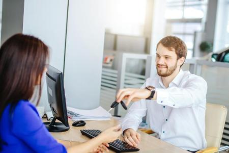 Achten Sie auf einen ordentlichen Versicherungsschutz. Dieser sollte mindestens bei einer Haftpflicht-Höhe von einer Million...