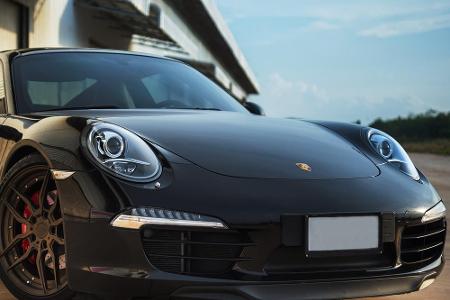 Platz 2 - Porsche 911: Deutlich teurer ist der bekannteste Sportwagen der legendären schwäbischen Manufaktur. Der 911 ist im...
