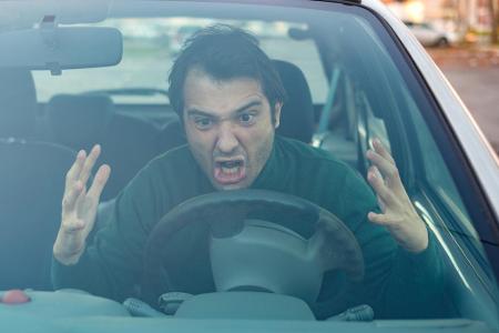 Die wichtigste Komponente beim Spritsparen ist der Fahrer selbst. Wer vorausschauend fährt, der spart Sprit. Wer dagegen agg...