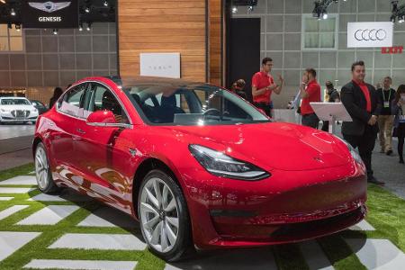 Was wohl Tesla zu dem E-Wunderwerk aus Kroatien sagt? Noch hat der US-Hersteller keine Antwort auf den Supersportwagen gefun...