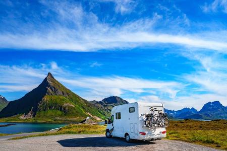 Ein Urlaub mit dem Wohnmobil ist etwas ganz anderes als ein Urlaub im Hotel. Man kann praktisch überall hinfahren und die Na... Ein Urlaub mit dem Wohnmobil ist etwas ganz anderes als ein Urlaub im Hotel. Man kann praktisch überall hinfahren und die Na...