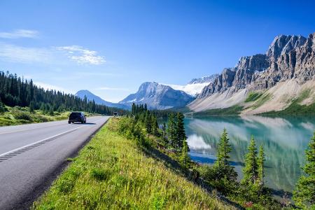 230 Kilometer lang ist der Icefields Parkway. Er gilt als eine der schönsten Fernstraßen der Welt schlechthin. Die Straße fü...