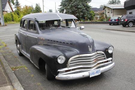 Auf den Deluxe folgte 1941 der Pontiac Torpedo. Kennzeichen des Modells war der Kühlergrill aus Chromstäben, der die gesamte...