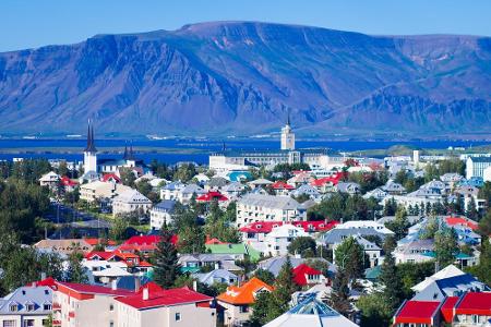 Island bietet den Urlaubern nicht nur seine traumhafte Hauptstadt Reykjavik, sondern vor allem unversehrte Natur und herrlic...