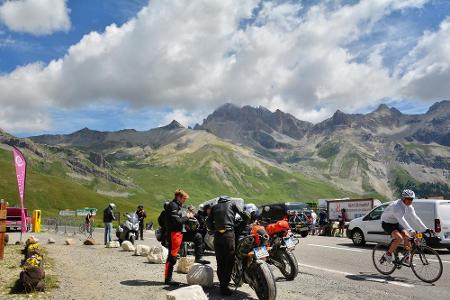 Auch den Col du Lautaret müssen beinahe jährlich die Radprofis bei der Tour de France überqueren. Eine quälende Angelegenhei...