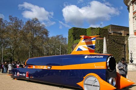 Unförmig? Eher windschnittig, denn der Bloodhound SSC soll in den nächsten Jahren die Schallmauer durchbrechen. Auf einem Sa...