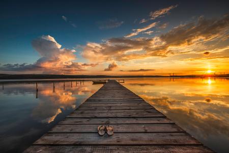 Der Picknick-Fall: Ein nächtliches Picknick am See bekam einem iPhone ganz und gar nicht. Da es dunkel war, konnte man es erst am nächsten Morgen aus dem Wasser bergen.