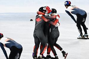 Shorttrack: Staffel-Gold an Kanadas Männer