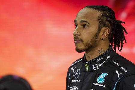 Die einfachste Rechnung: Sieben Titel für Hamilton, sieben Titel für Schumacher. Beim nächsten WM-Triumph ist Hamilton allein der Beste. 2021 war der Brite ganz nah dran. Gelingt es ihm nun 2022 im gänzlich neuen Boliden?