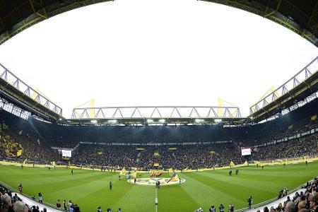 ... denn im Jahr 2009 kürt die renommierte englische Tageszeitung 'The Times' den Signal Iduna Park zum besten Stadion der Welt. 'Dieser Ort ist einzig und allein für den Fußball gebaut und damit sich die Fans darstellen können', schwärmen die Engländer.