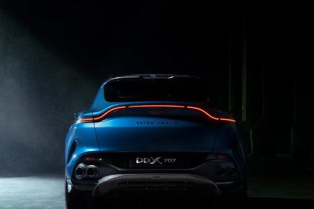Aston Martin DBX707