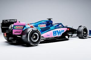 Alonso-Renner in Blau und Pink