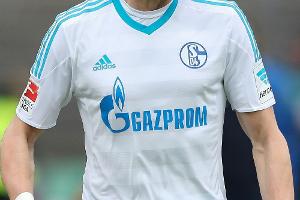 Schalke überprüft Partnerschaft mit Gazprom