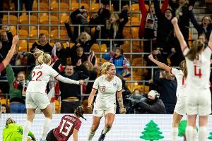 Intensiver EM-Vorgeschmack: DFB-Frauen verlieren gegen England