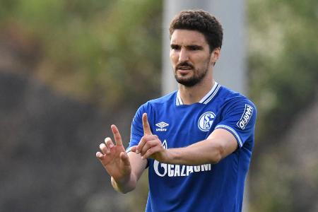 Die Stammkraft in der Innenverteidigung, die vor einem Comeback in der polnischen Nationalmannschaft steht, dürfte in der ersten Liga die defensive Grundachse bilden. Bleibt Schalke im Unterhaus, ist ein Abgang nicht gänzlich ausgeschlossen, falls Kaminski lukrative Angebote bekommt.