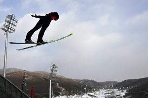 Skispringen: DSV-Adler fliegen wie bei Olympia auf Platz drei