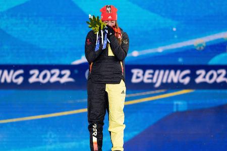 Daniela Maier bescherte dem Deutschen Skiverband mit Bronze die erste olympische Medaille im Skicross - und überstrahlte die ernüchternde Leistung ihrer männlichen Kollegen um Florian Wilmsmann, Tobias Müller und Co. Das Finale im Slopestyle, Big Air und Aerials fand ohne deutsche Beteiligung statt. Sabrina Cakmakli wurde in der Halfpipe nur Zwölfte.