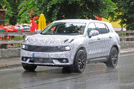 Erlkönig Lotus SUV