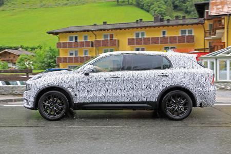 Erlkönig Lotus SUV