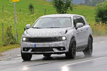 Erlkönig Lotus SUV