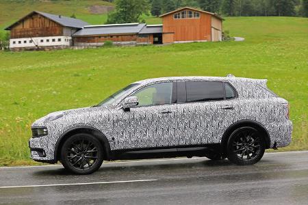 Erlkönig Lotus SUV