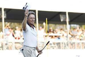 43. Sieg: "Ewiger" Langer auf der Senior-Tour weiter auf Rekordjagd