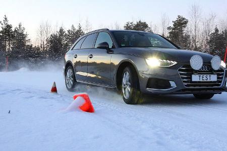 09/2021, ADAC Winterreifentest 2021 Audi A4 Avant im Schnee