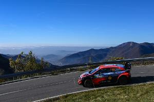 Rallye: Neuville führt in Schweden