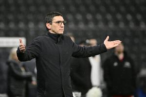 Bittere Pleite gegen Frankfurt: Hertha taumelt dem Abgrund entgegen