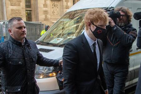 Aus Versehen! Unveröffentlichter Ed-Sheeran-Song vor Gericht gespielt Aus Versehen! Unveröffentlichter Ed-Sheeran-Song vor Gericht gespielt